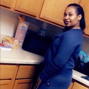 Meet your Posher, Eneetra